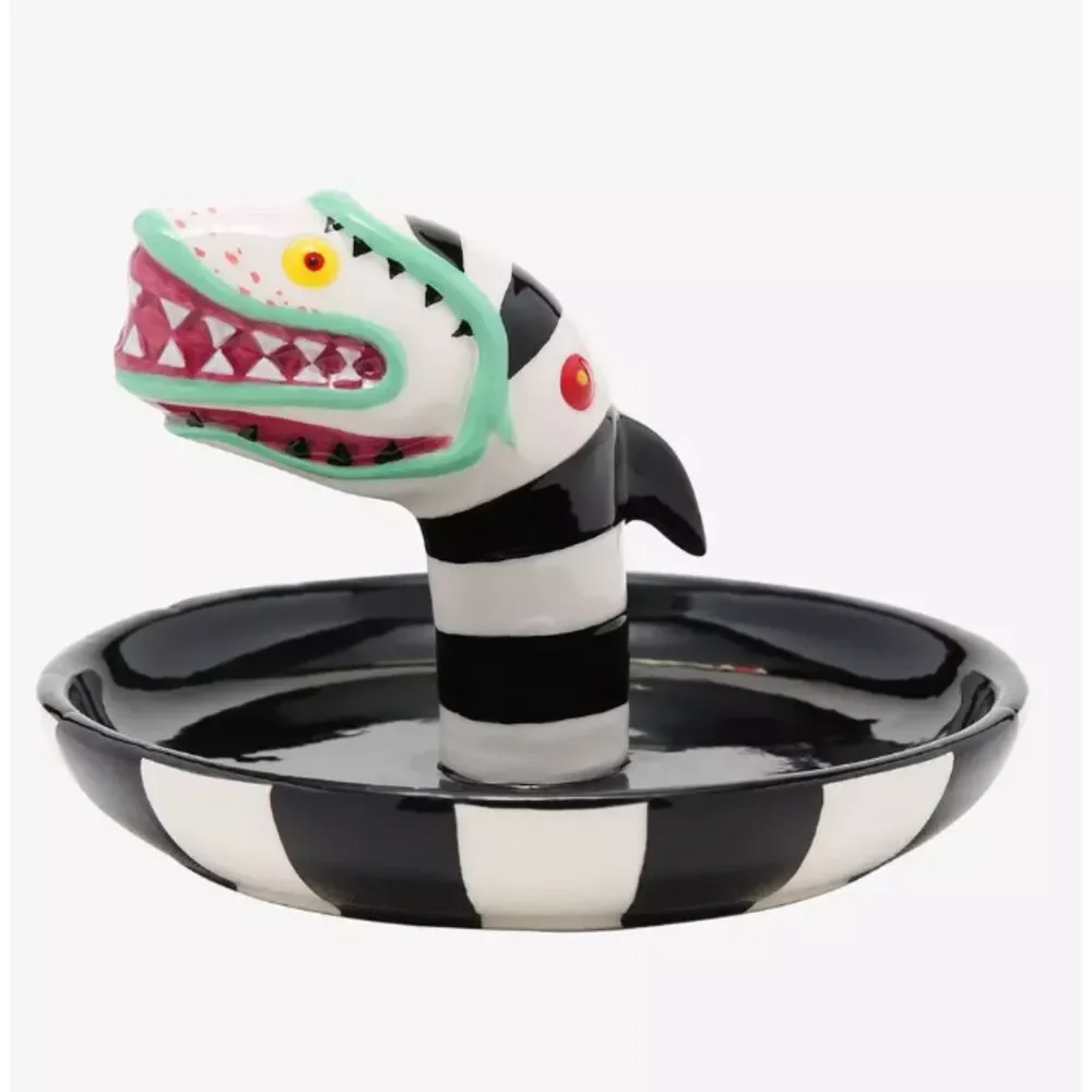 RARE Beetlejuice Sandworm Trinket Tray Jewelry decor Holder NEW SEALED